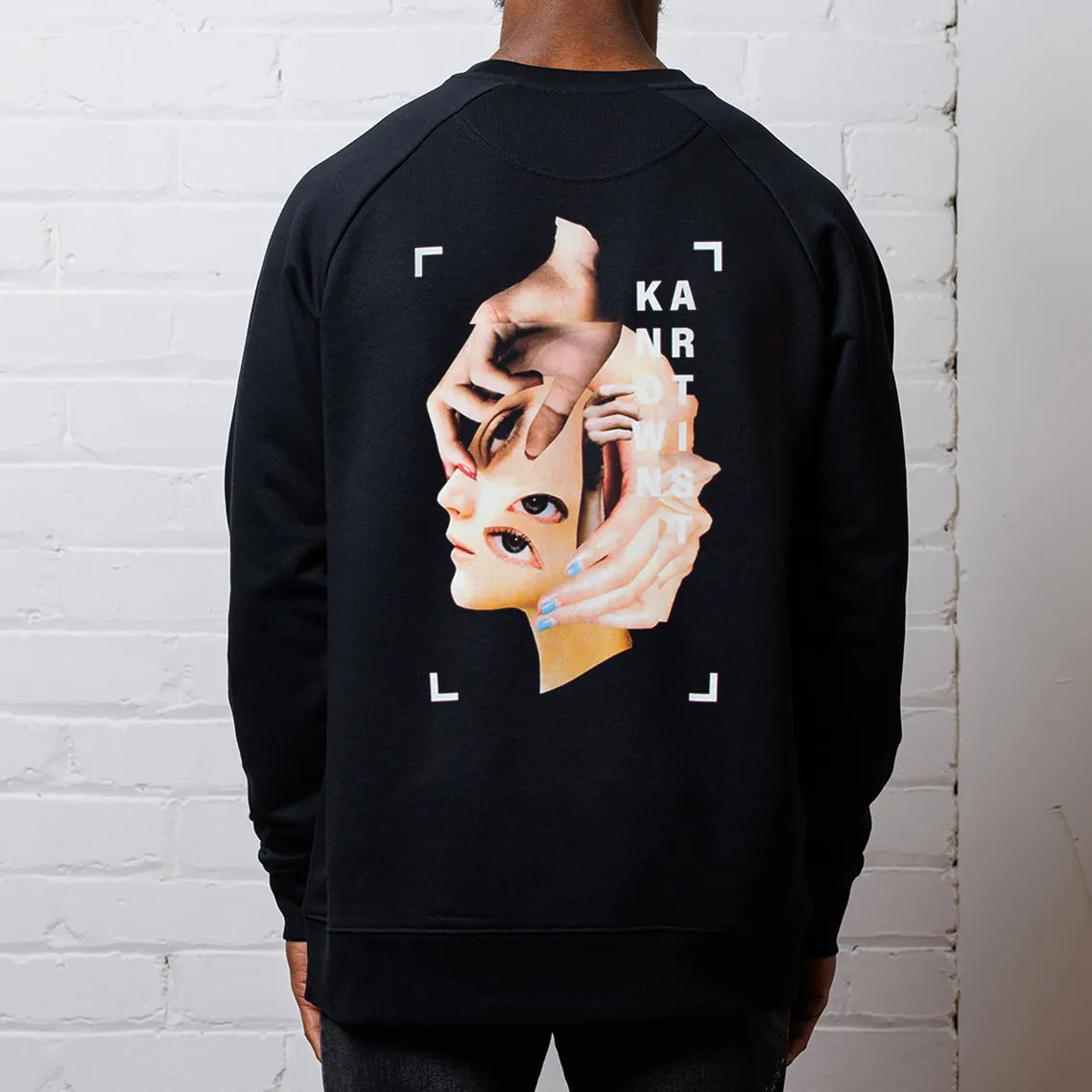 Soft Fabric Known Artist 001 - Sweatshirt - Black