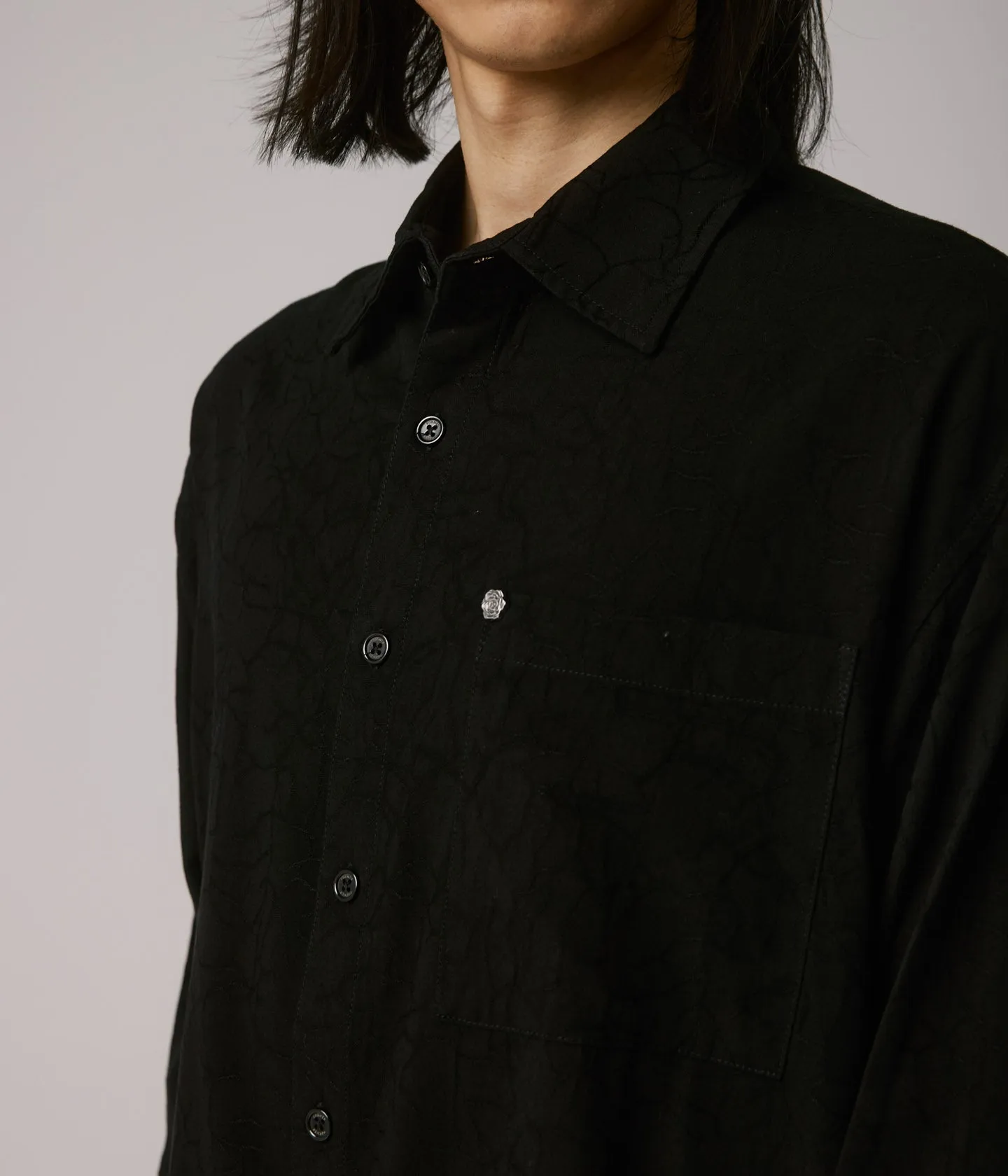 VIVIAN LS SHIRT // BLACK Breathable Style Casual Essentials