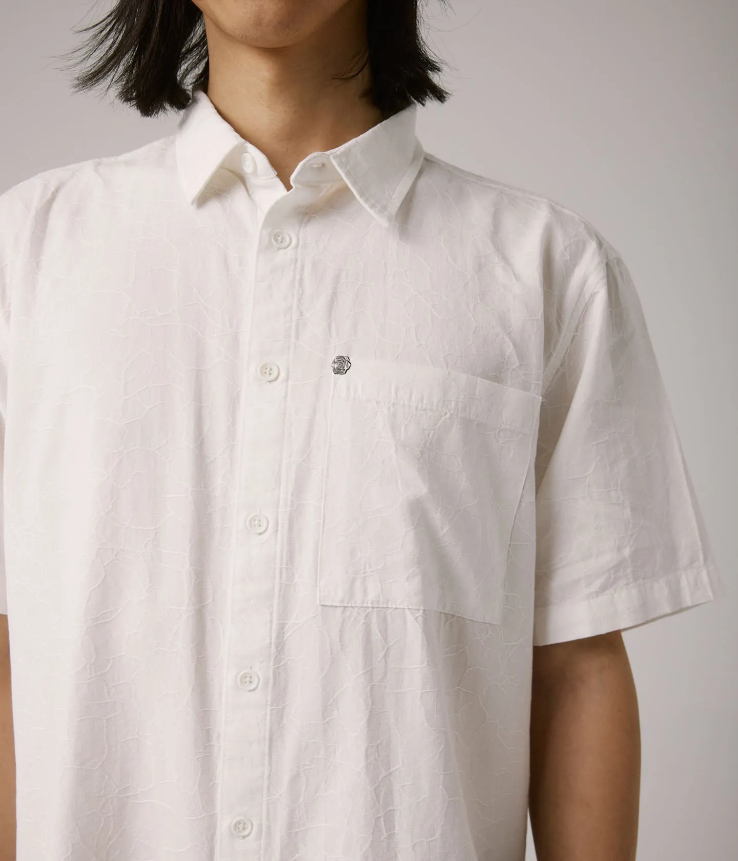 VIVIAN VINE SS SHIRT // WHITE Thermal Regulation Fabric