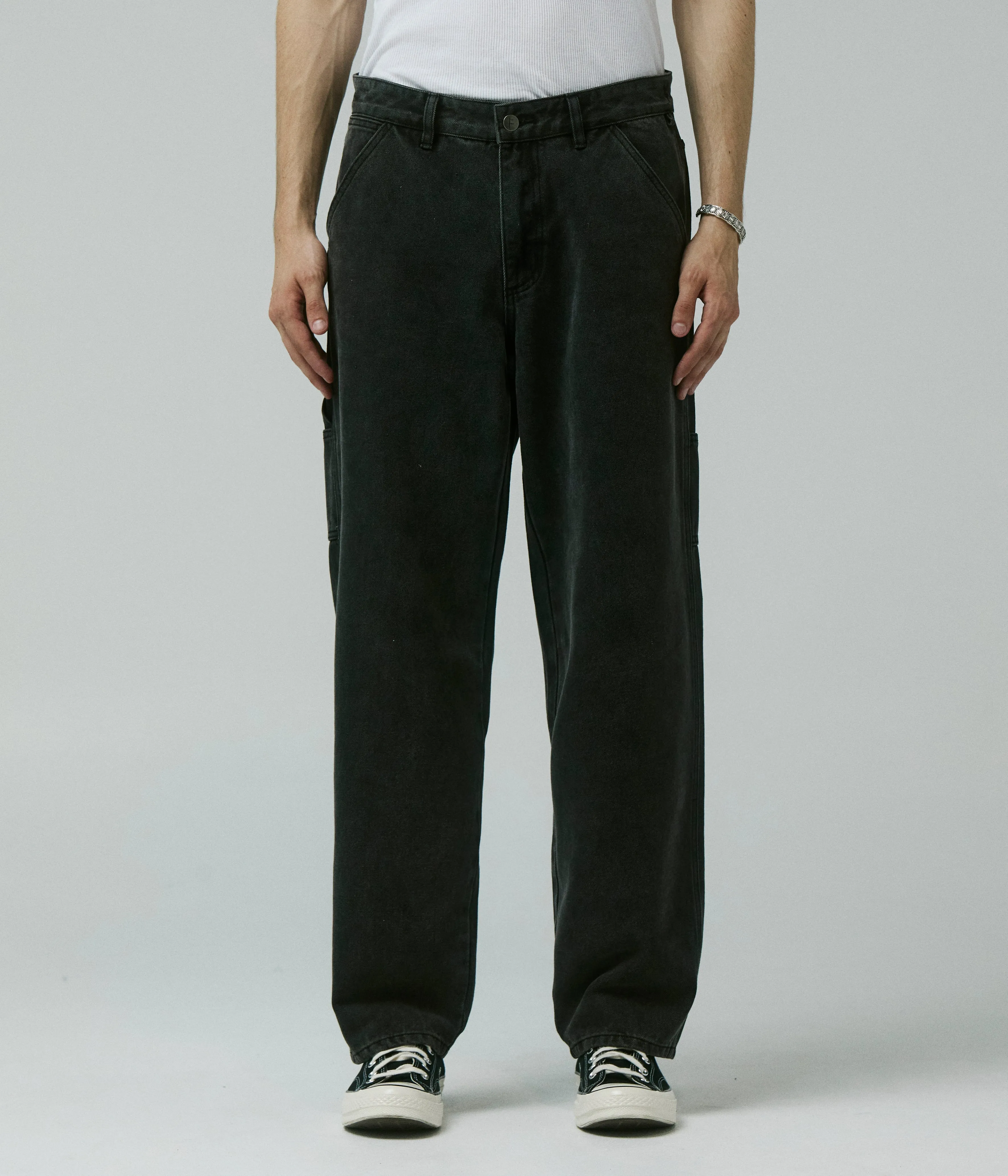 Mid-rise fit Fast Move VT DISTEND DENIM CARPENTER PANT //  WASHED BLACK