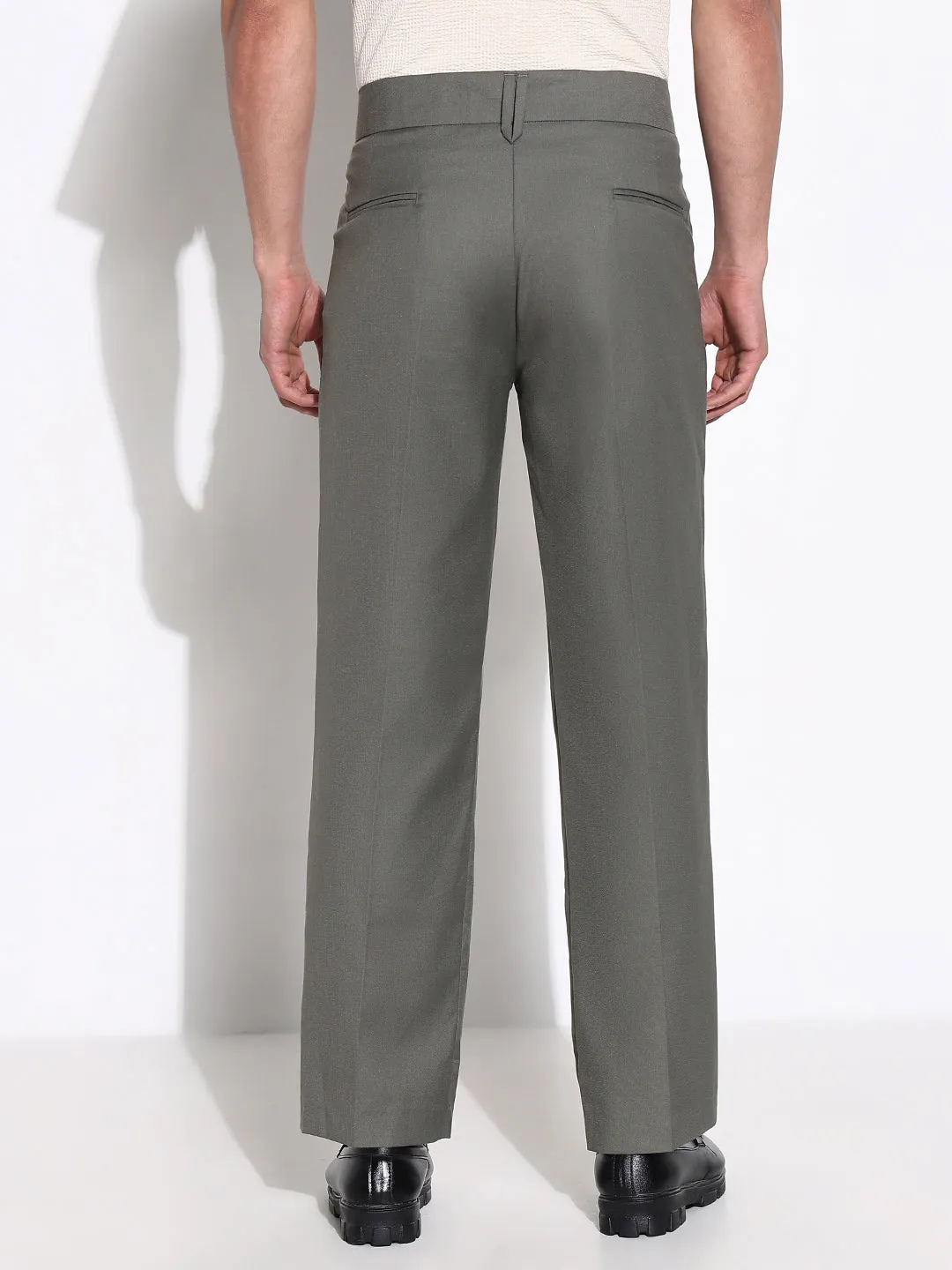 DoubleLayeredFabric Men's Olive Solid Formal Trousers