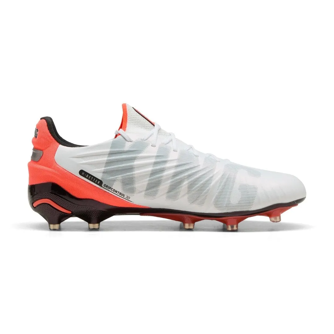 Hexagonal Traction Pattern PUMA King Ultimate FG/AG