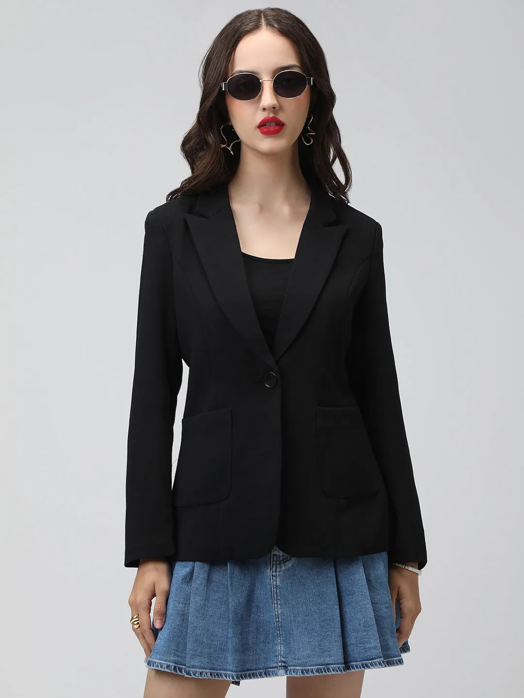 Women's Black Long Sleeves Blazer Seamless Design Water Repellent Finish