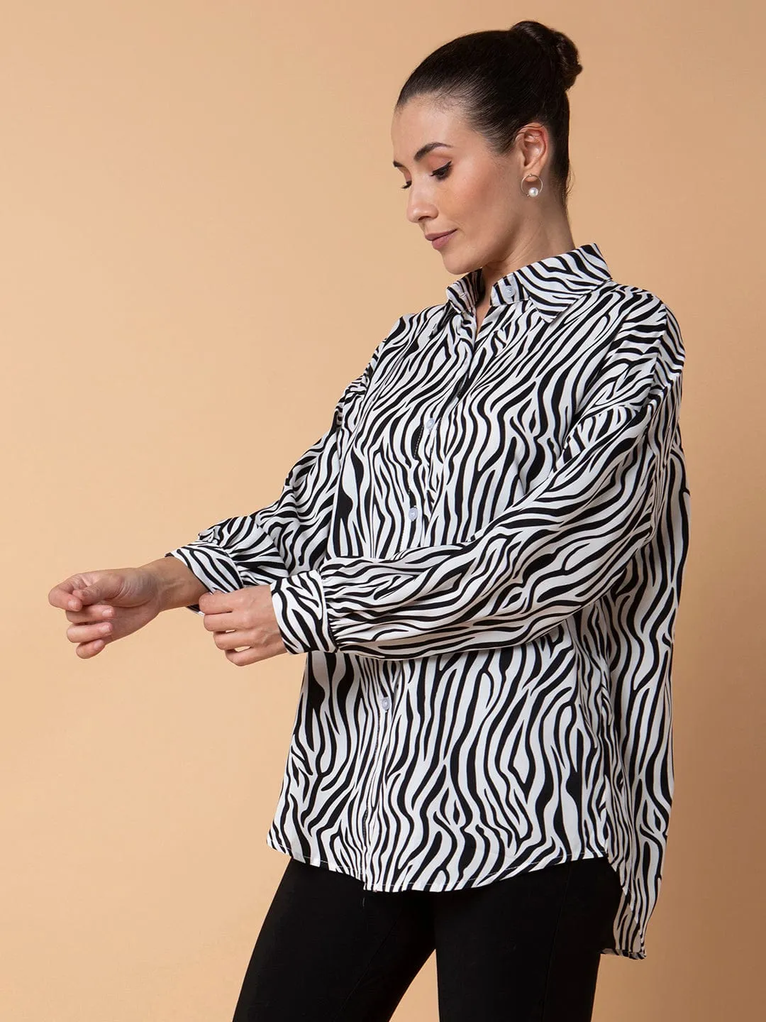 Casual Elegance Comfortable Piece Women's Black Relaxed Opaque Printed Casual Oversized Shirt