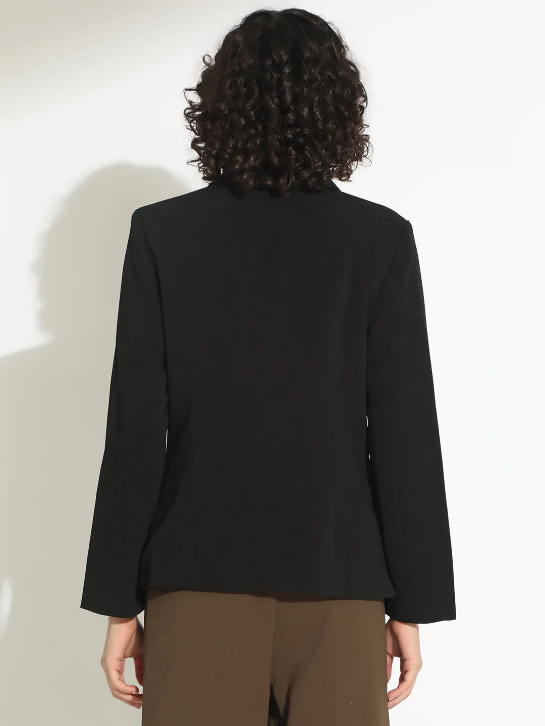 Women??s Black Tailored Asymmetric Hem Blazer with Contrast Buttons TemperatureRegulating Collapsible Packable Style
