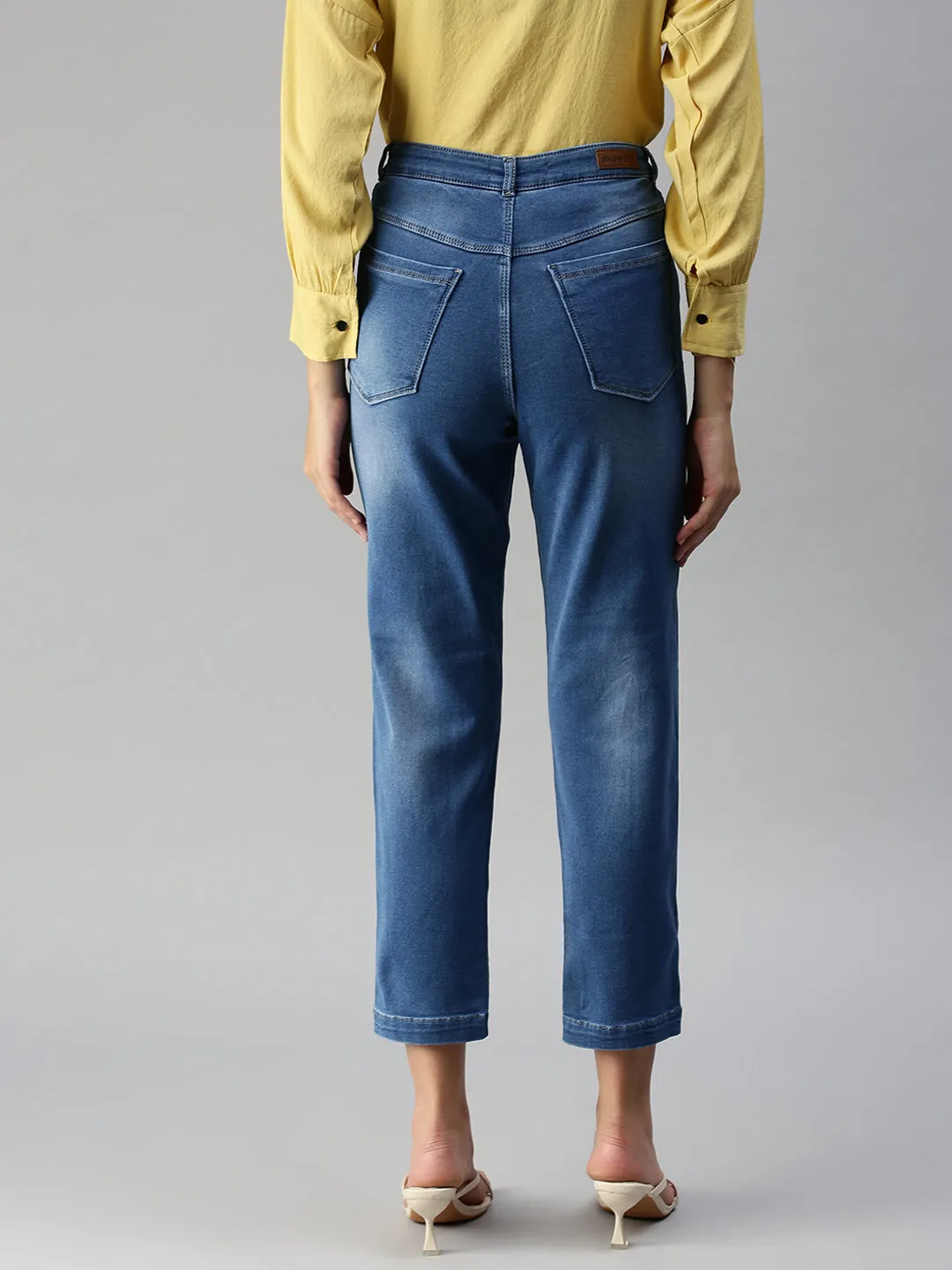 Non Restrictive Thigh Women's Blue Straight Fit High-Rise Low Distress Light Fade Stretchable Denim Jeans