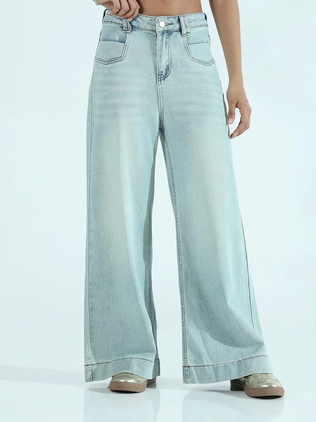 Date Night Summer Vibes Garment Dyed Technique Women's Blue Wide-Leg Jeans with Bottom Hem and Patch Pockets
