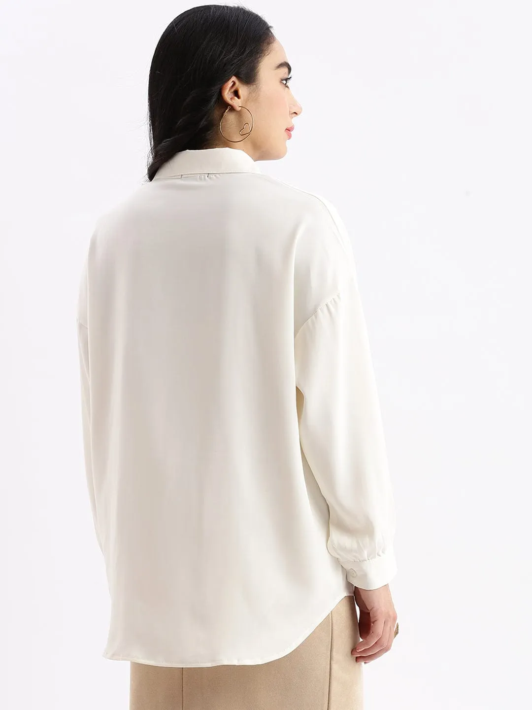 Fashionable Piece Women's Cream Relaxed Solid Drop Shoulder Wrinkle Free Oversized Shirt