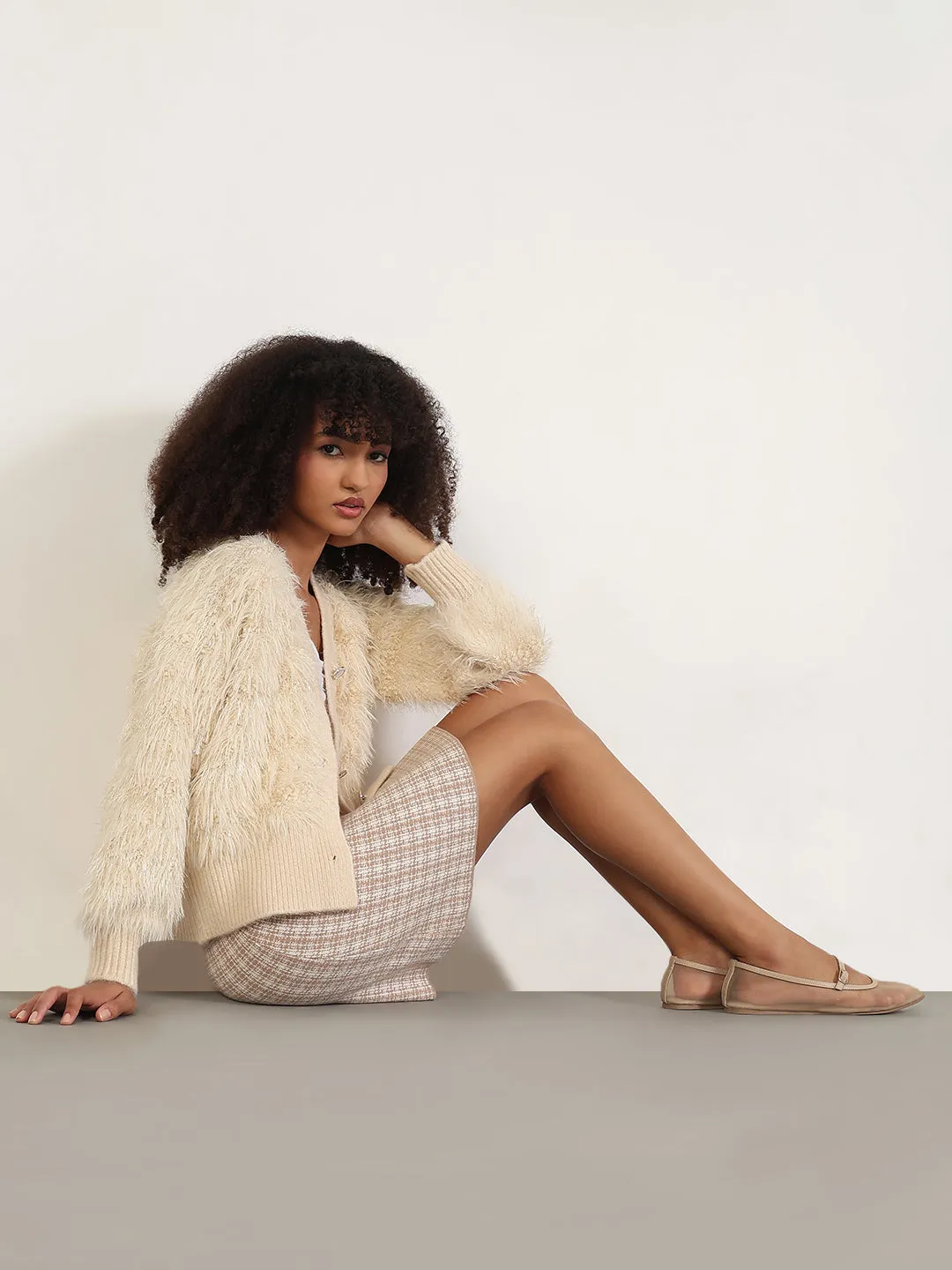 Clean Cut Women's Cream Solid V-Neck Shrug