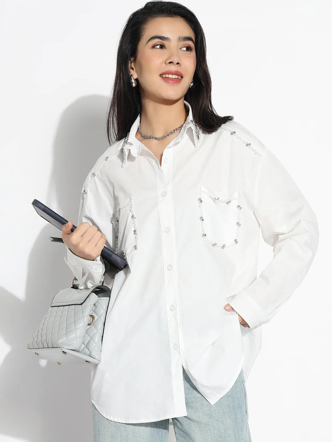 Elegant and Relaxed Women's Oversized White Solid Shirt with Chest Pocket