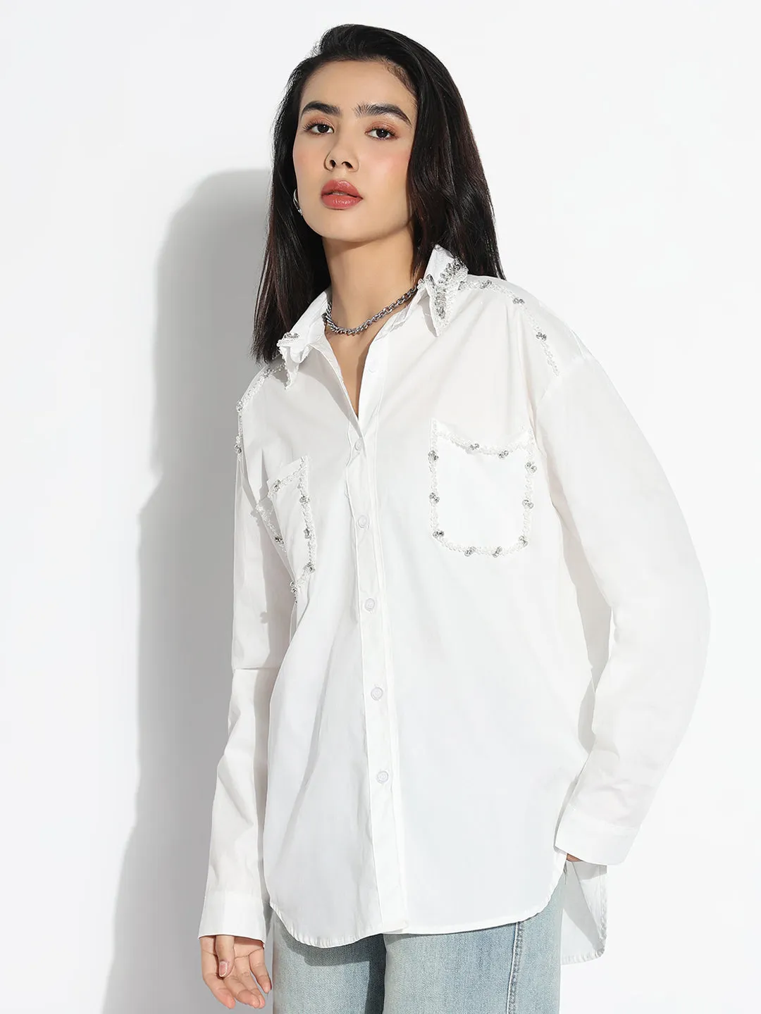 Women's Oversized White Solid Shirt with Chest Pocket Durable Collar Construction
