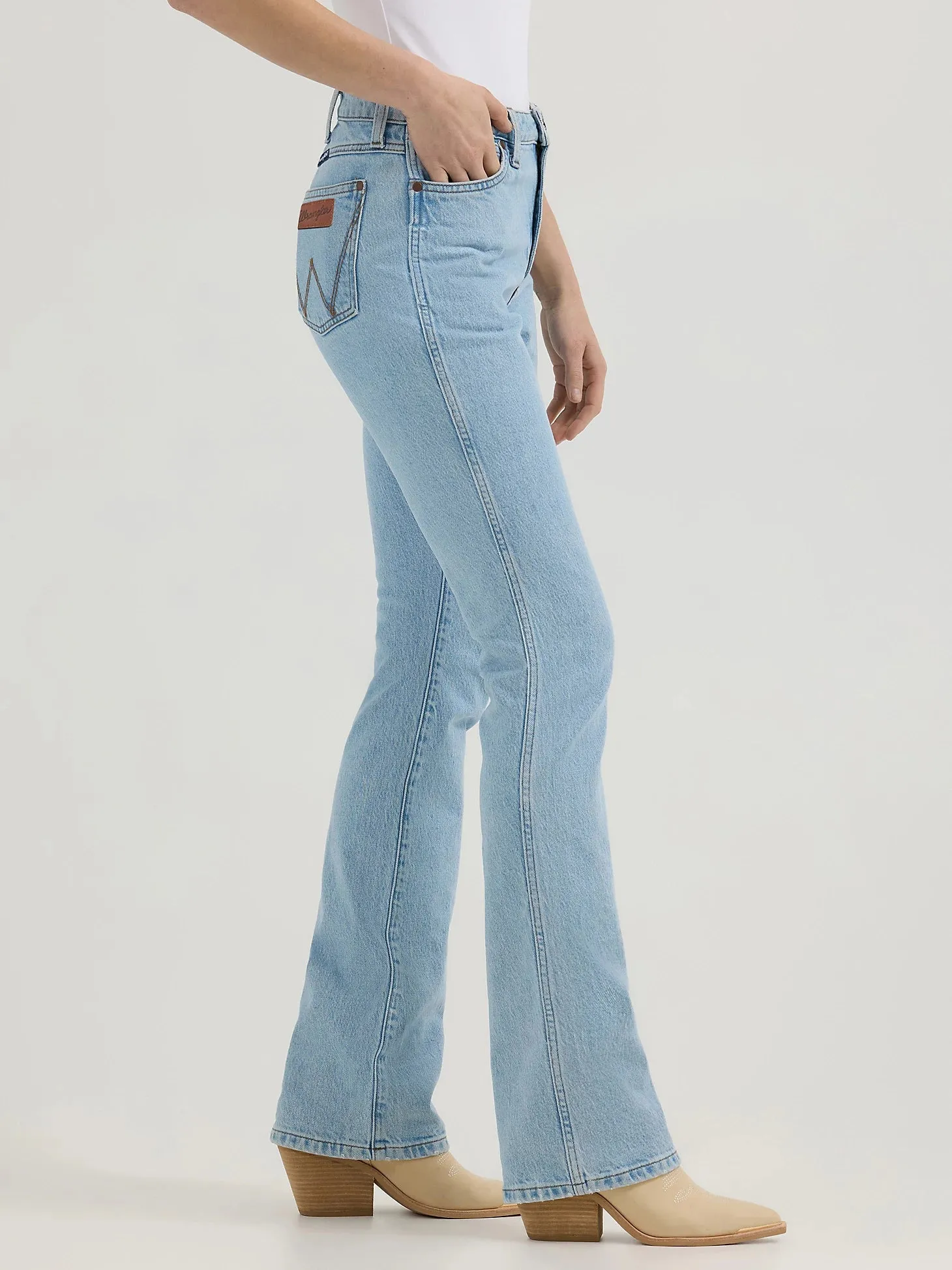 Rugged Feel Date Night Sunny Vibes Wrangler Retro Women's Bailey High Rise Bootcut Jean in Lila