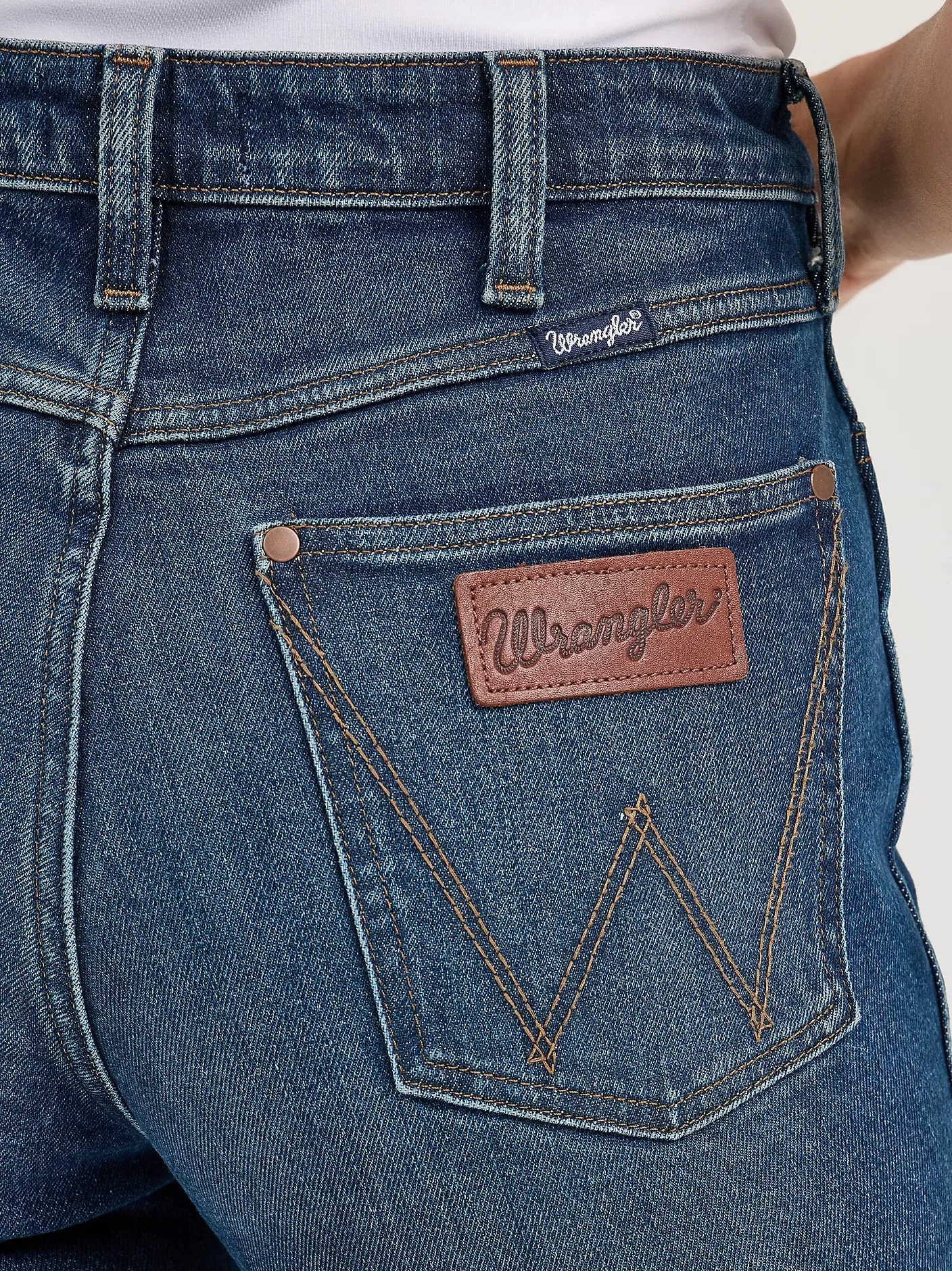 Wrangler Retro Women's Bailey High Rise Bootcut Jean in Mary Outfit Ideas Traveler Gear Brunch Outfit Casual Friday