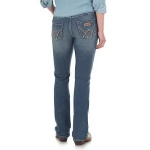 Wrangler Retro Women's Mae Boot Cut Jean In Deadwood Evening Stroll Urban Explorer