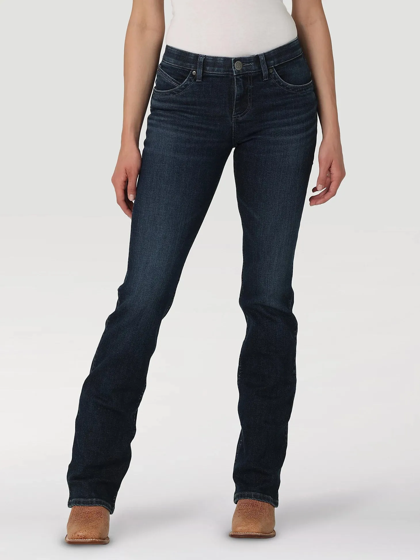 Wrangler Women's Q-Baby Ultimate Riding Jean in Sara Elegant Adult Fashion