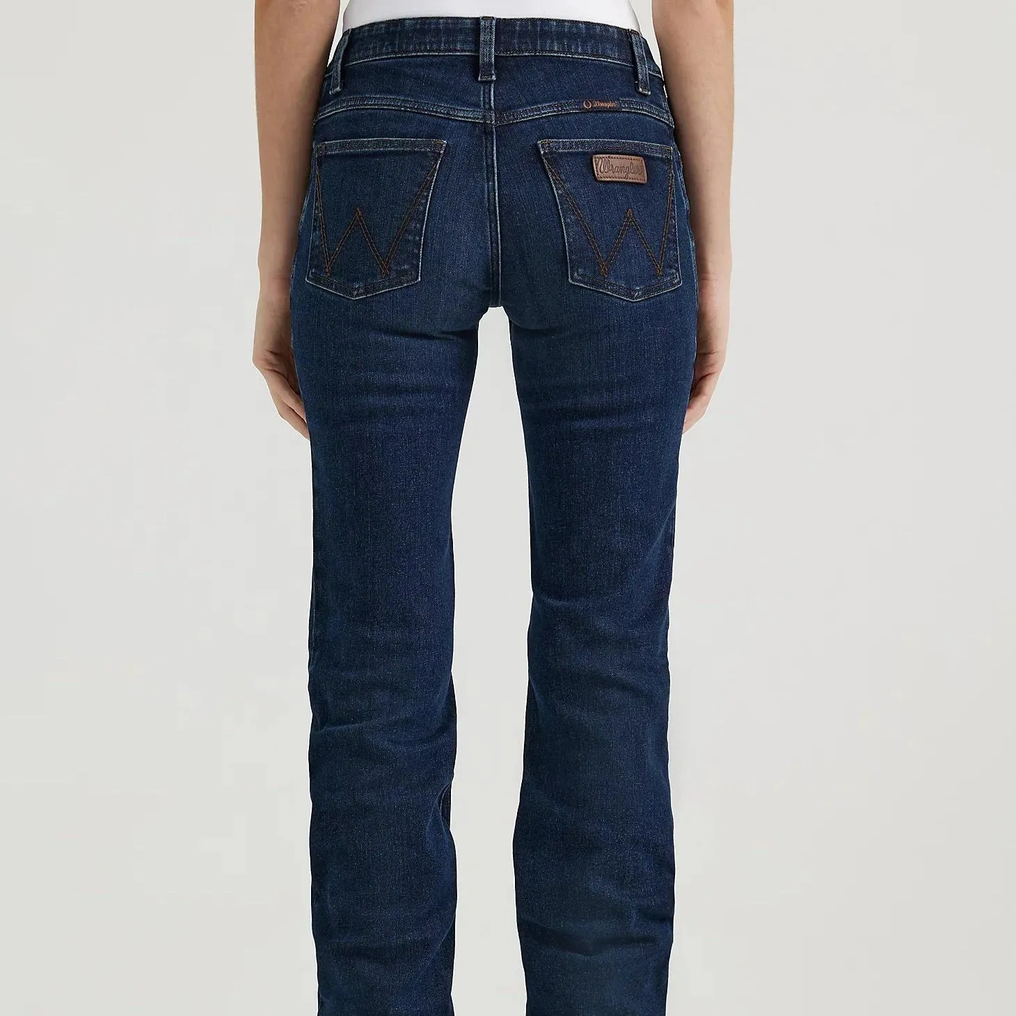 Wrangler Women's Ultimate Riding Jean Willow Mid-Rise Bootcut in Traci Non Fade Fabric