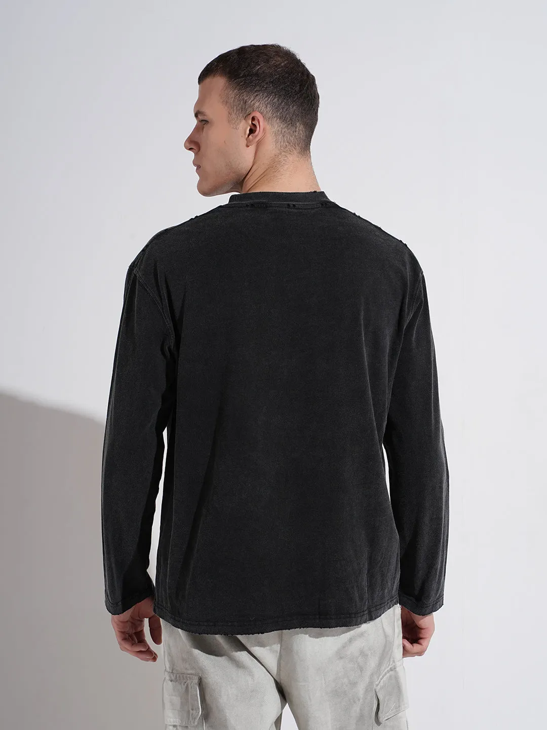 Men's Black Long Sleeves Round Neck Relaxed Fit T-Shirt Basic Wear