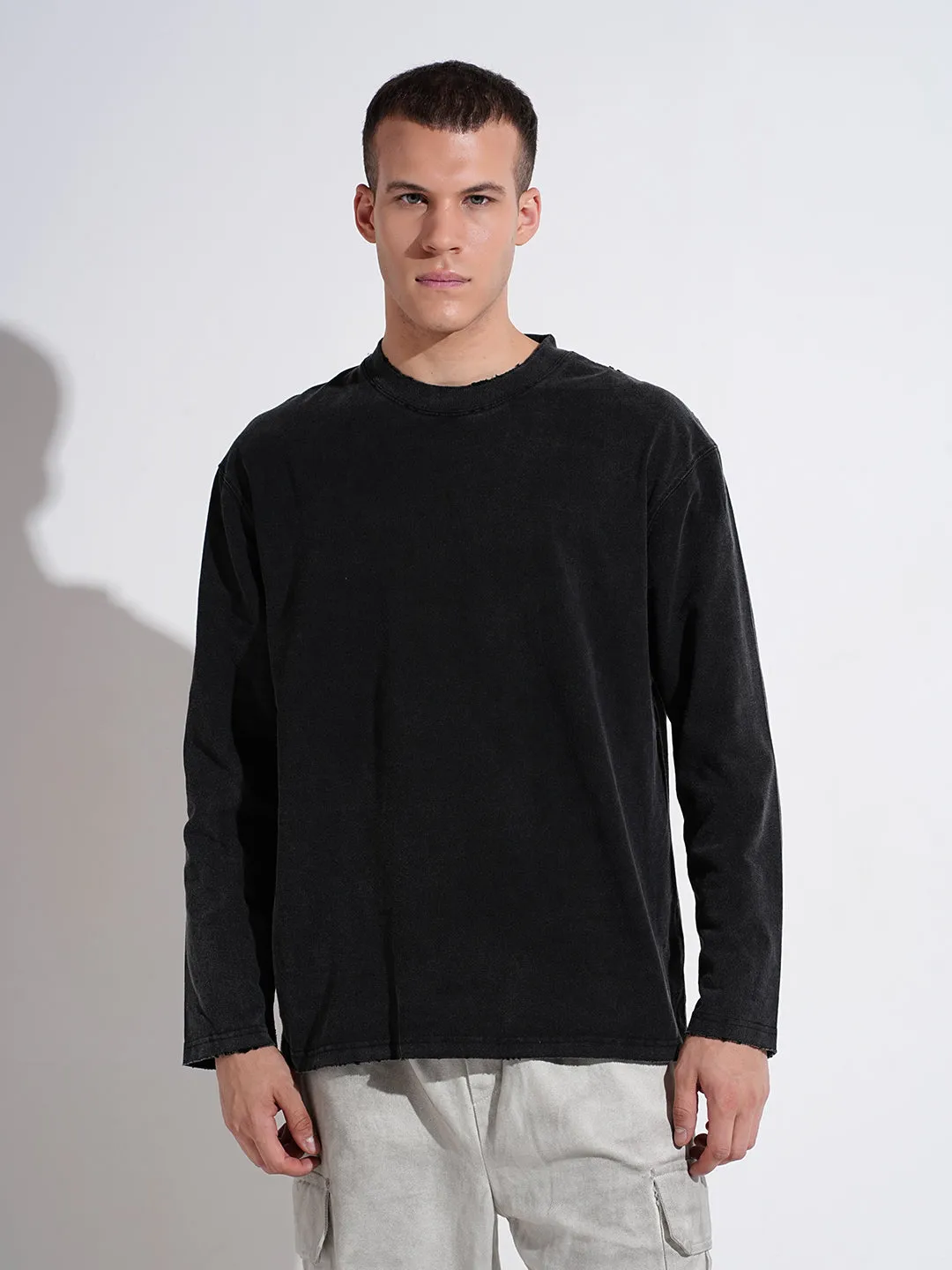 Stylish Day Wear Men's Black Long Sleeves Round Neck Relaxed Fit T-Shirt